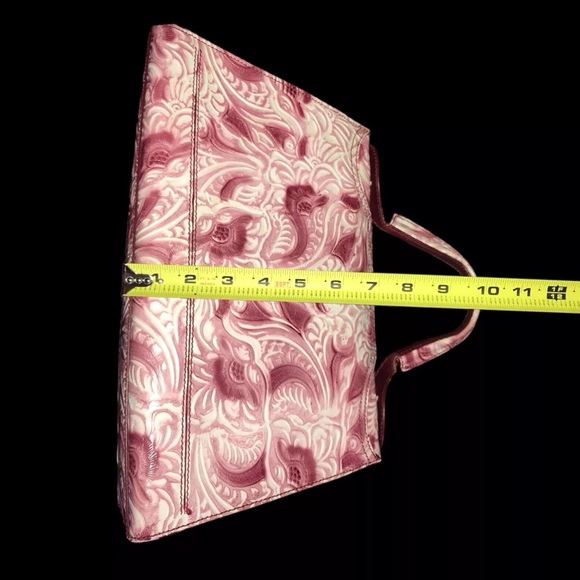 RARE Find... FENDI Tooled Leather Colorful Handbag - Picture 4 of 16